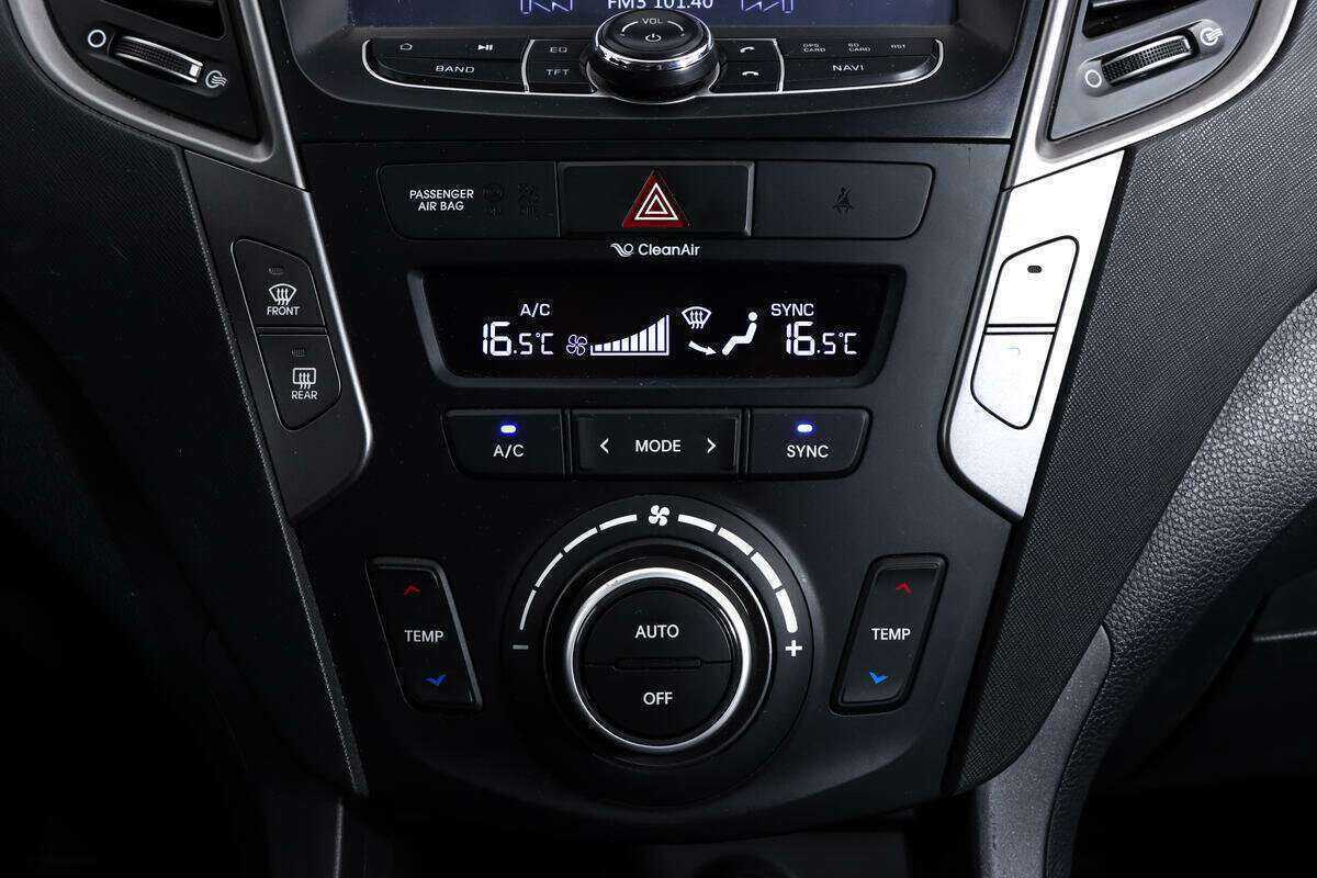 Hyundai Santa Fe, 2015 Фото №15