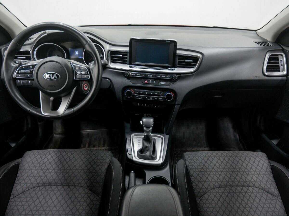 Kia Ceed, 2019 Фото №13