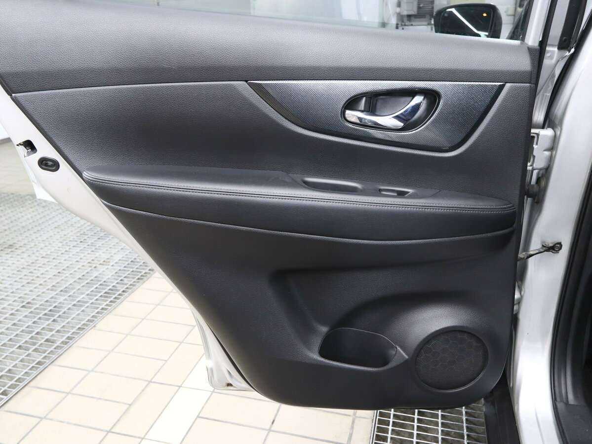Nissan X-Trail, 2015 Фото №11