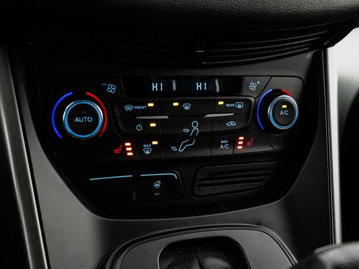 Ford Kuga, 2017 Фото №10