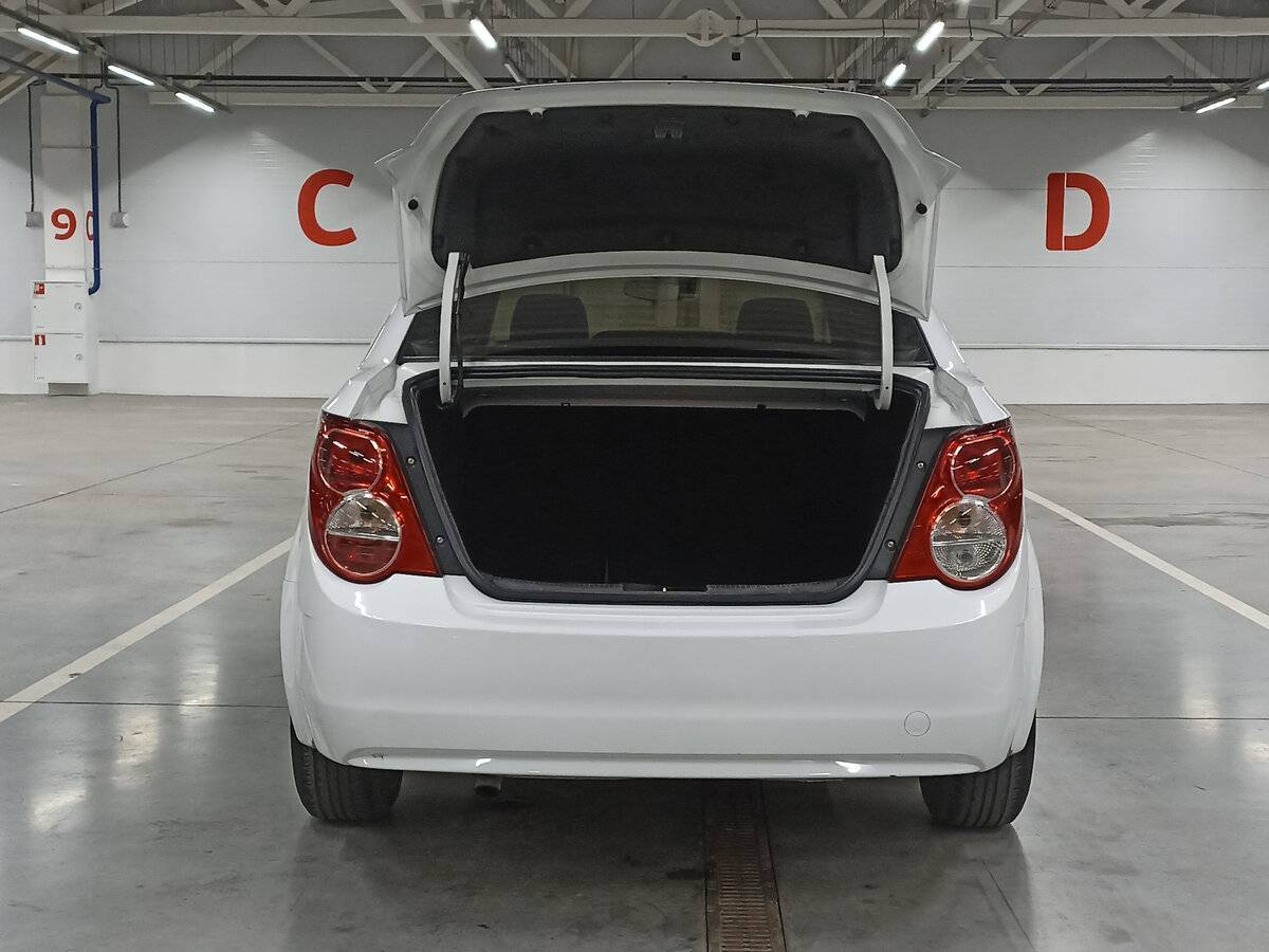 Chevrolet Aveo, 2012 Фото №10