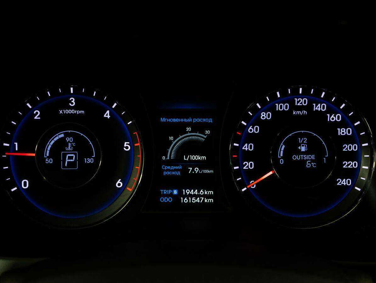 Hyundai i40, 2014 Фото №16