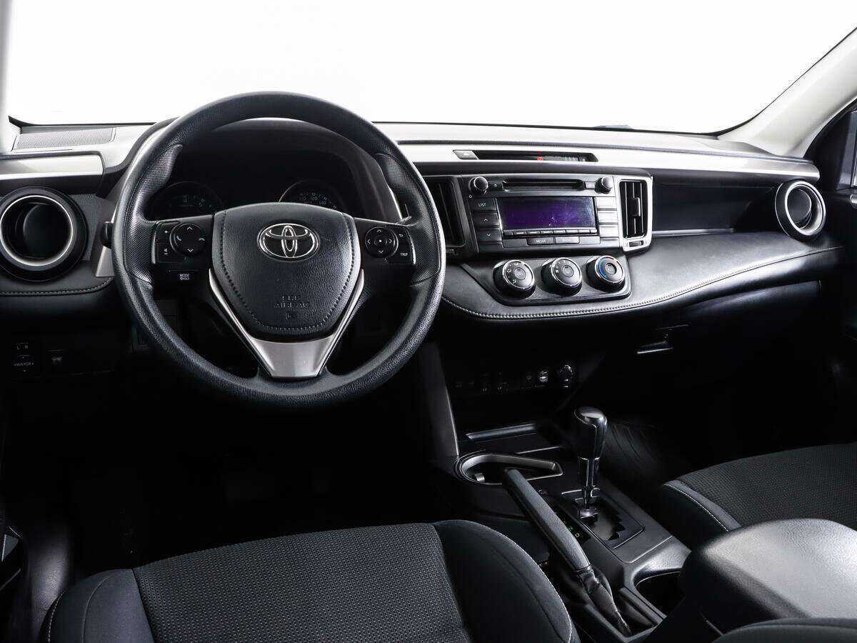 Toyota RAV4, 2017 Фото №11