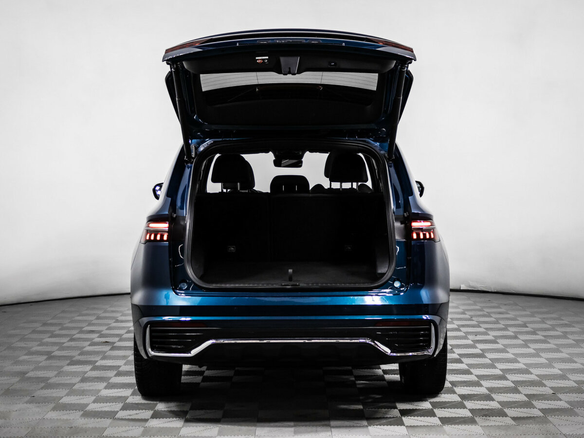 Geely Monjaro I, 2023 Фото №13