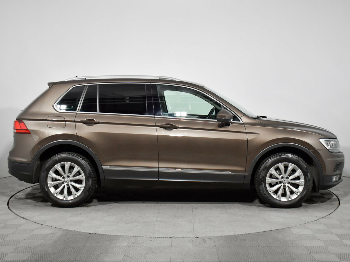 Volkswagen Tiguan II, 2018 Фото №4