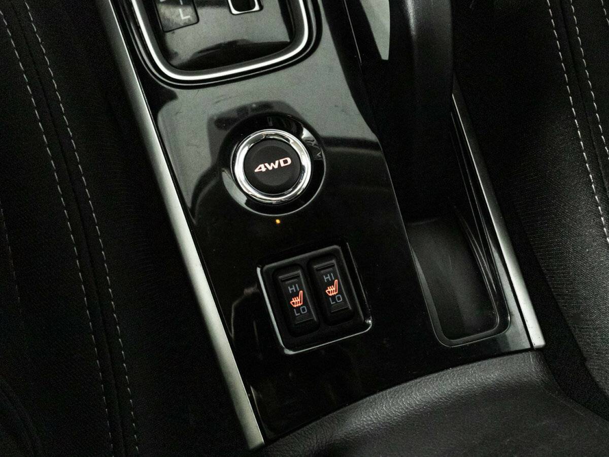 Mitsubishi Outlander, 2018 Фото №17