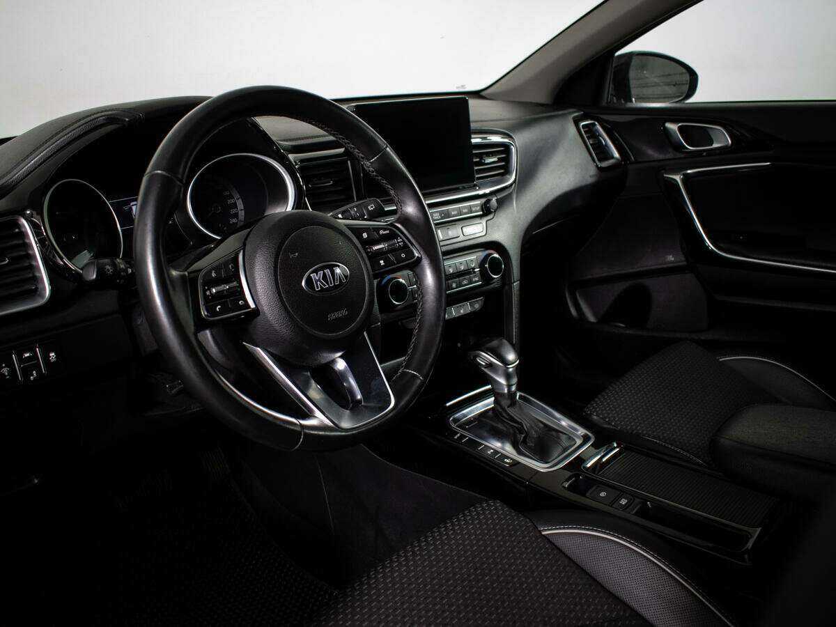 Kia Ceed, 2018 Фото №13