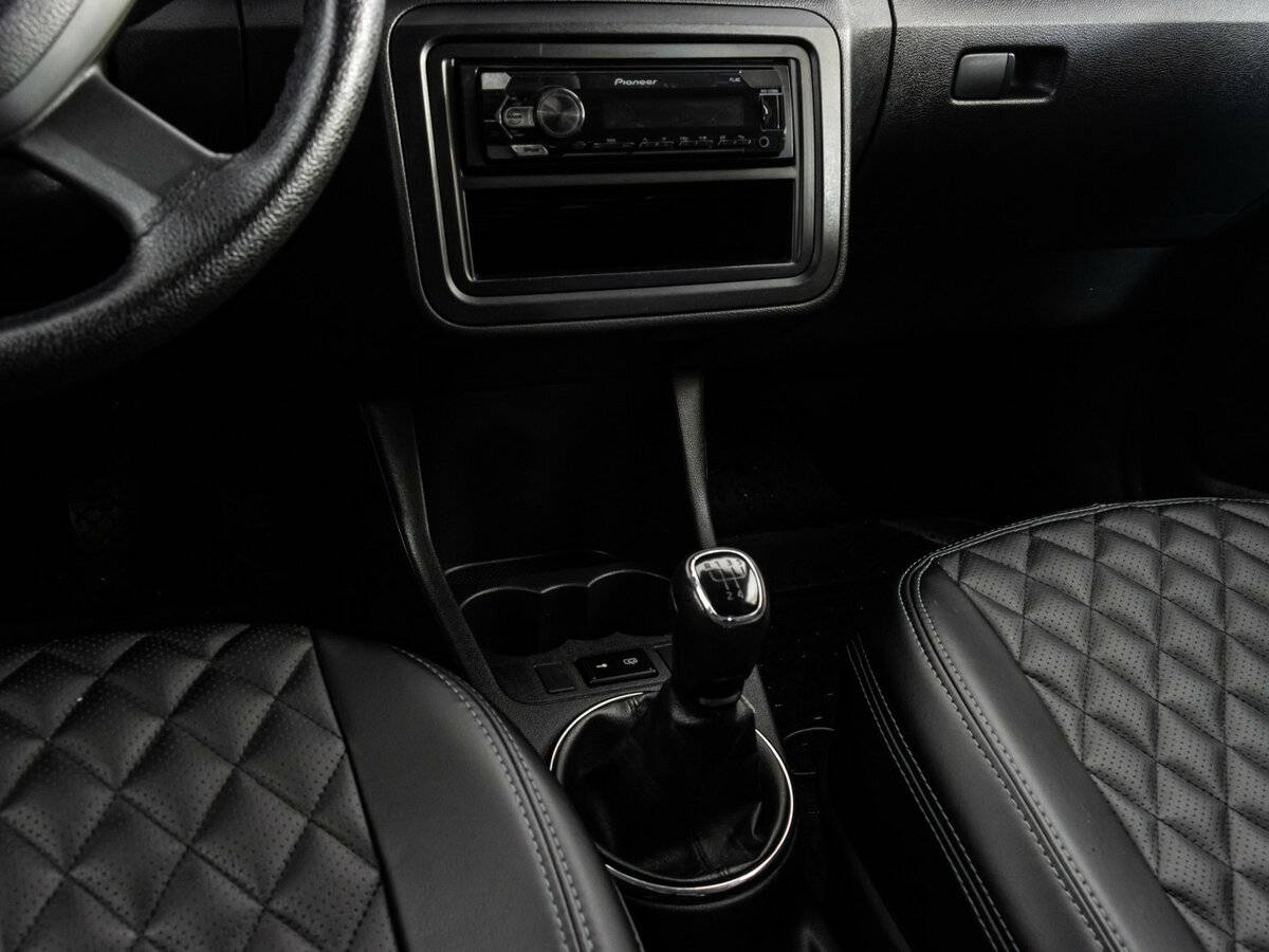 Skoda Fabia II Рестайлинг, 2013 Фото №12