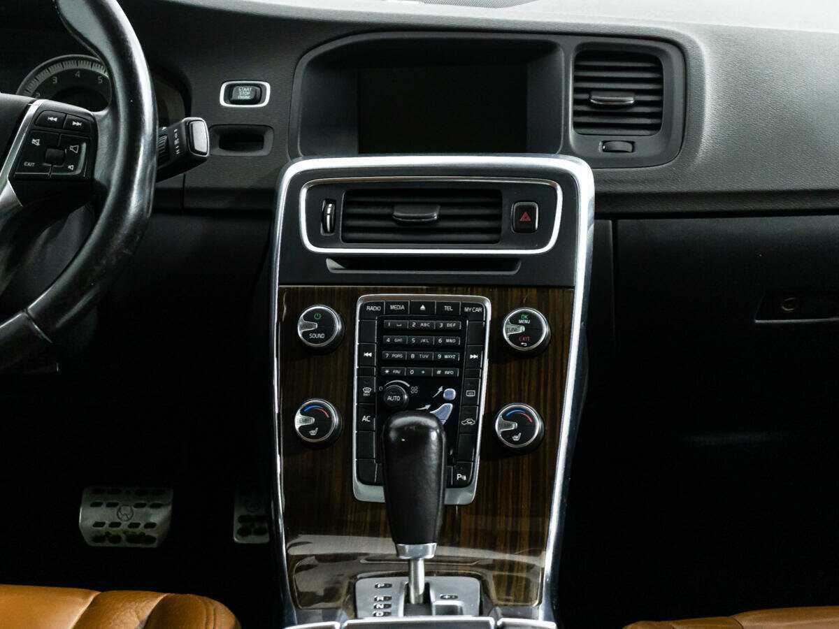 Volvo S60, 2012 Фото №15