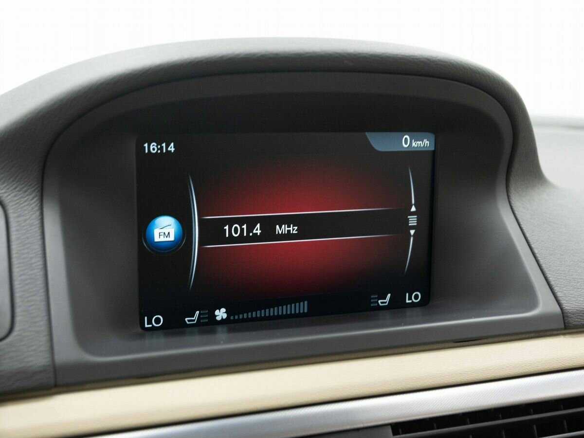 Volvo XC70, 2014 Фото №19