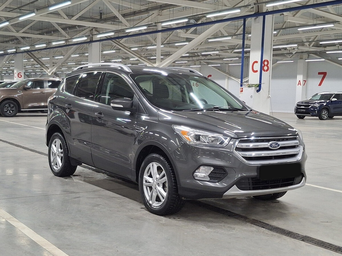 Ford Kuga II Рестайлинг, 2016 Фото №3