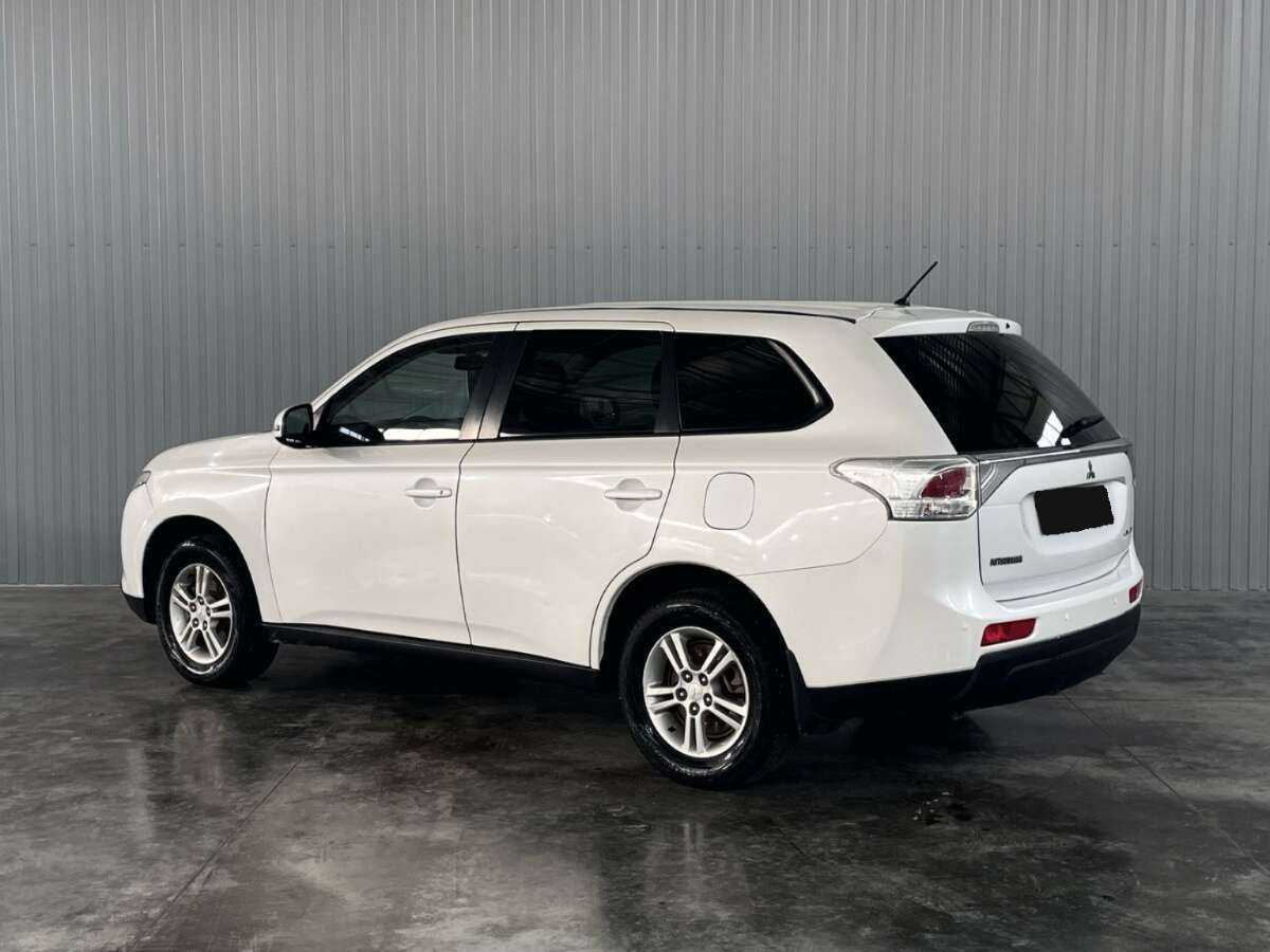 Mitsubishi Outlander, 2013 Фото №7