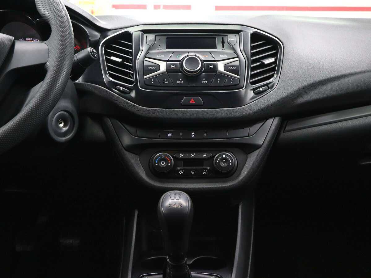 Lada (ВАЗ) Vesta, 2020 Фото №17