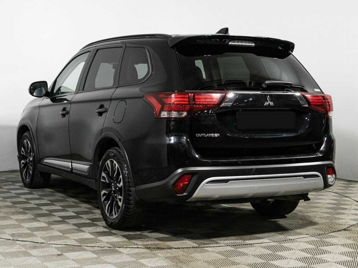 Mitsubishi Outlander, 2021 Фото №7