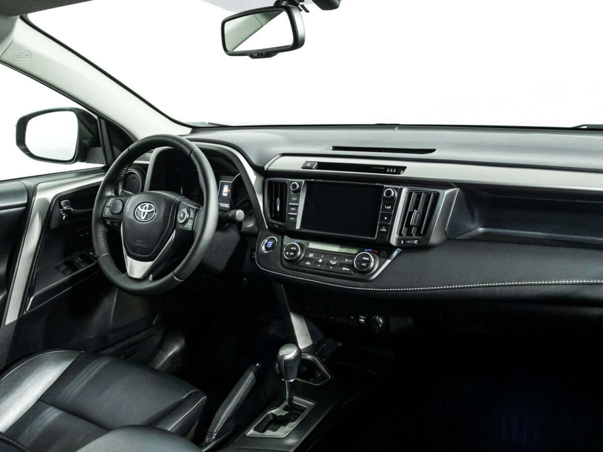 Toyota RAV4 IV (XA40) Рестайлинг, 2016 Фото №9