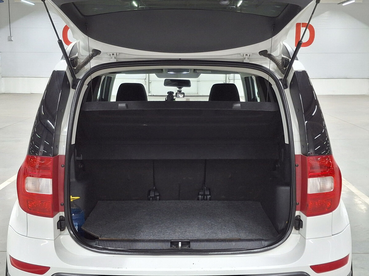 Skoda Yeti I Рестайлинг, 2014 Фото №9