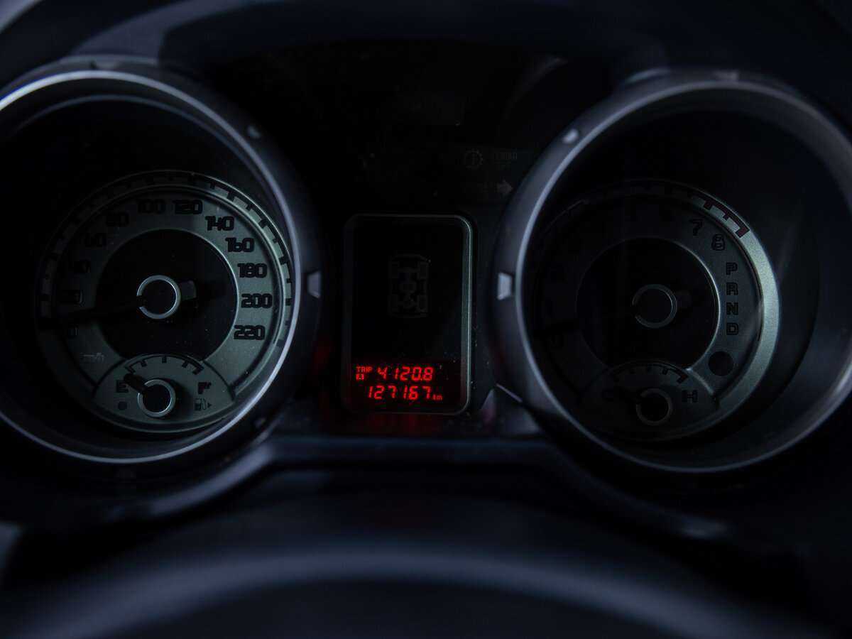 Mitsubishi Pajero, 2012 Фото №11