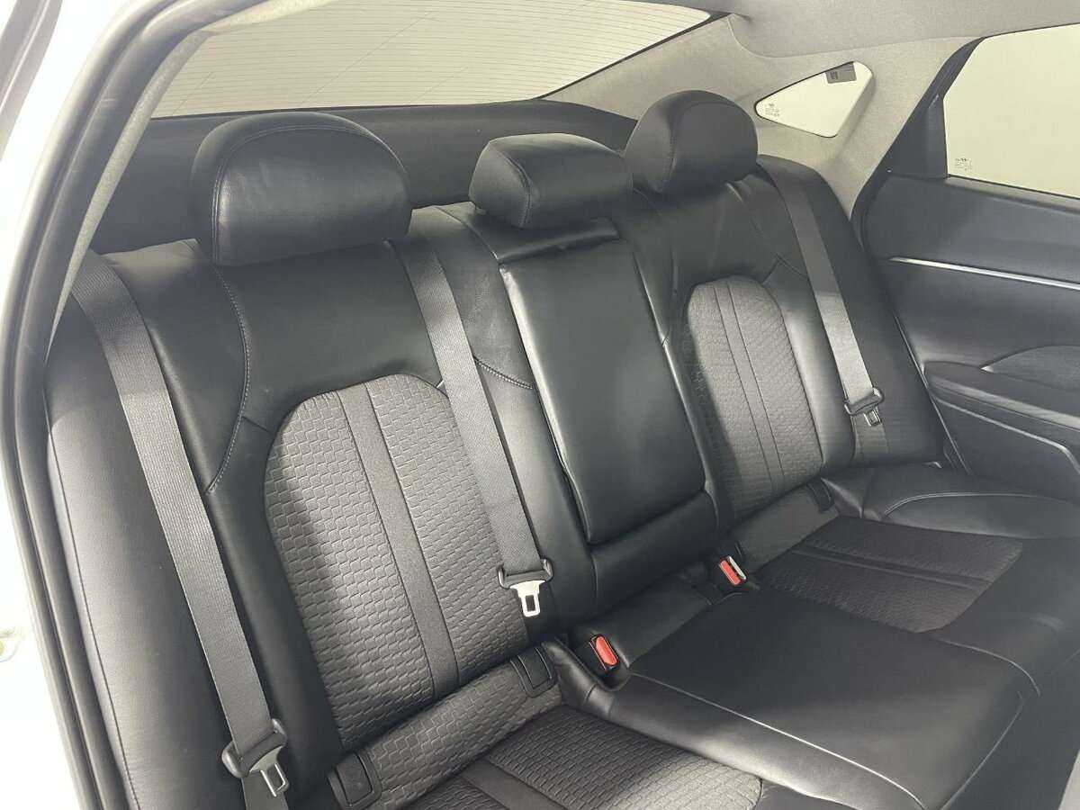 Hyundai Sonata, 2019 Фото №15