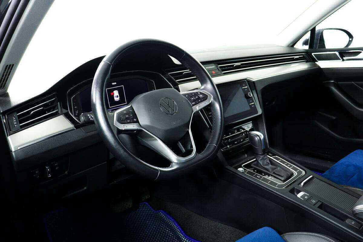 Volkswagen Passat, 2021 Фото №12