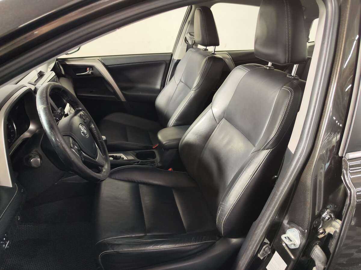 Toyota RAV4, 2015 Фото №6