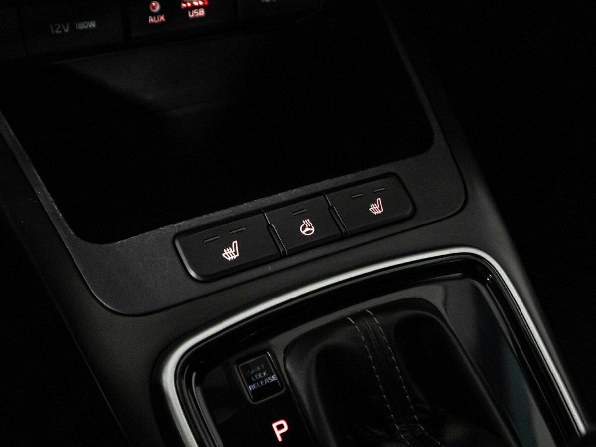 Kia Rio, 2020 Фото №18