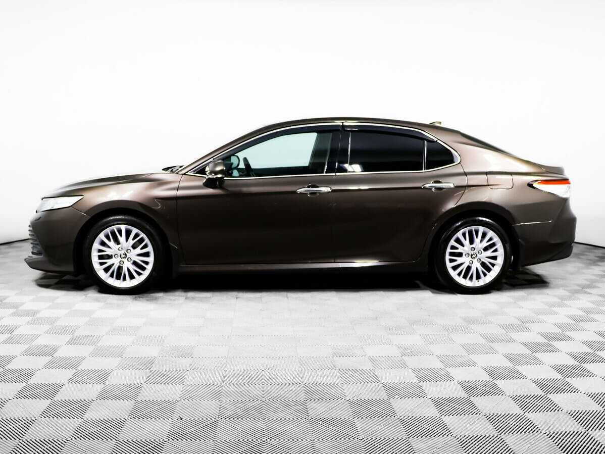 Toyota Camry, 2020 Фото №8