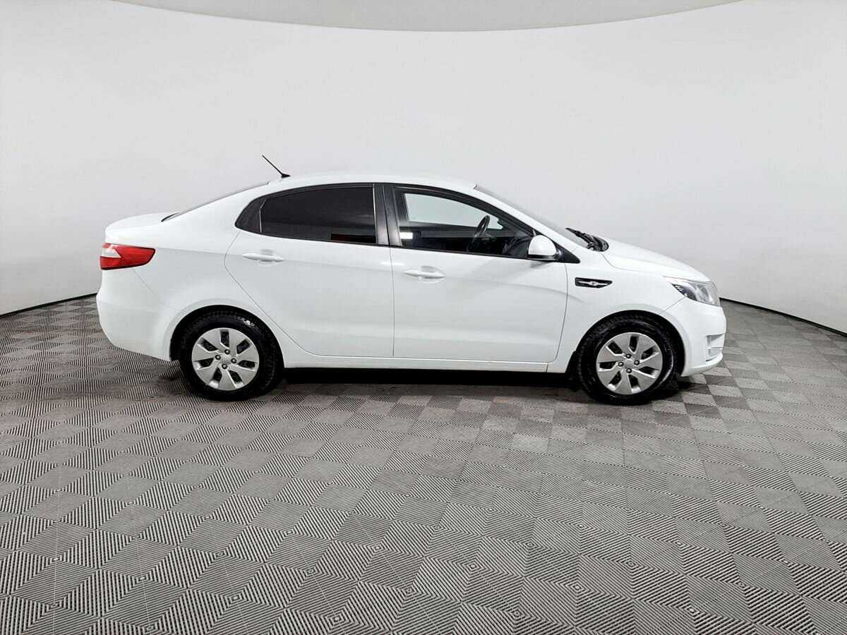 Kia Rio 5-speed, 2013 Фото №4
