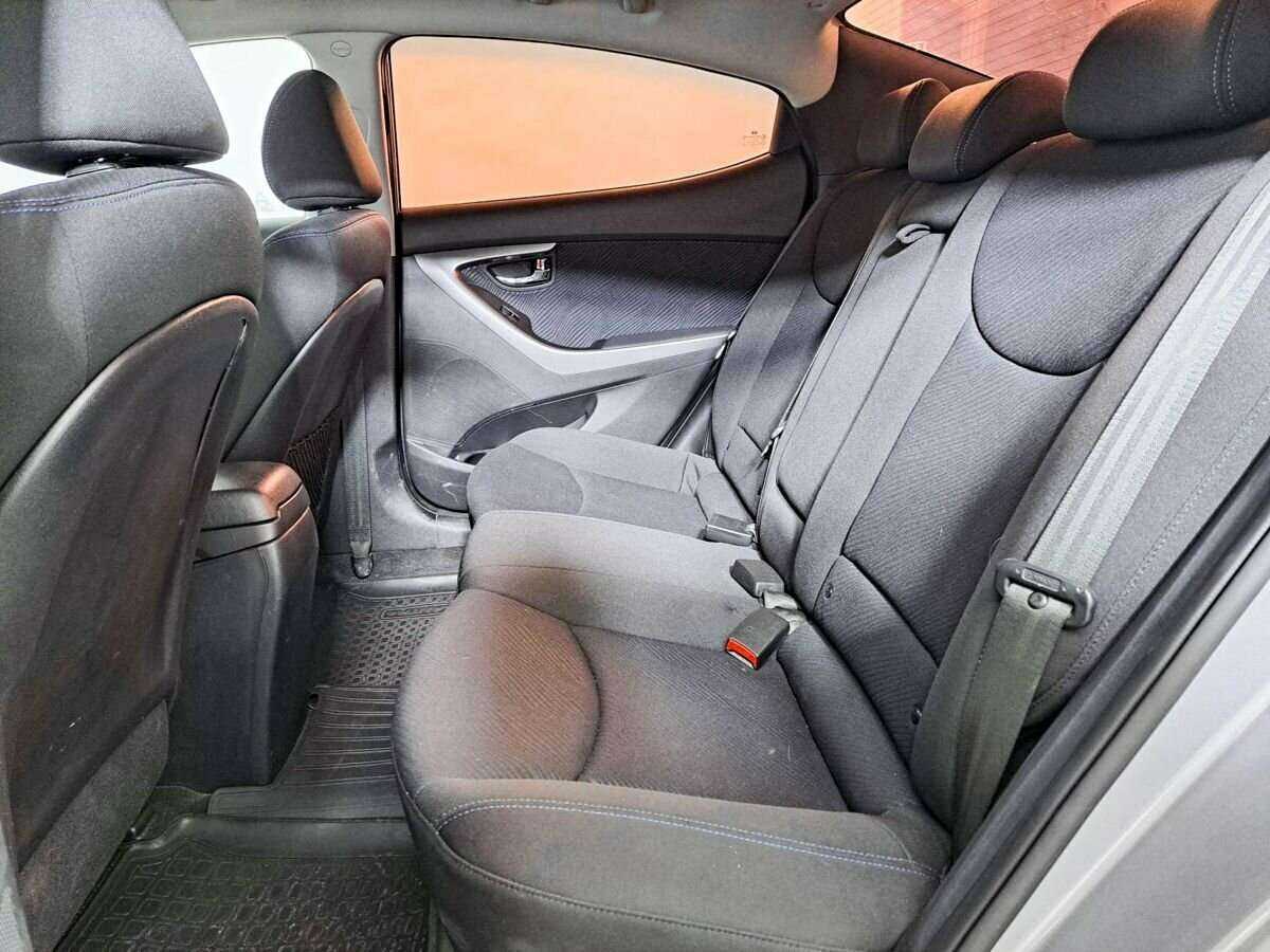 Hyundai Elantra, 2013 Фото №10