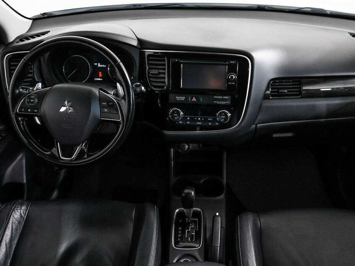 Mitsubishi Outlander, 2016 Фото №14