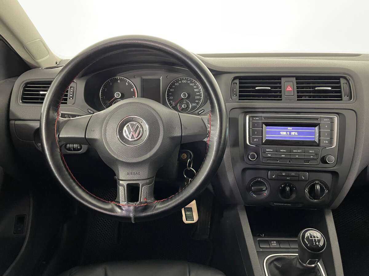 Volkswagen Jetta, 2014 Фото №10