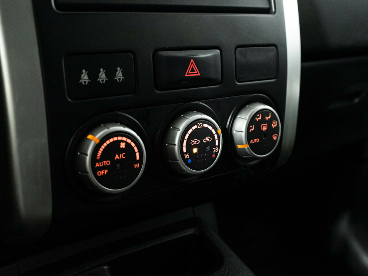 Nissan X-Trail II Рестайлинг, 2012 Фото №15