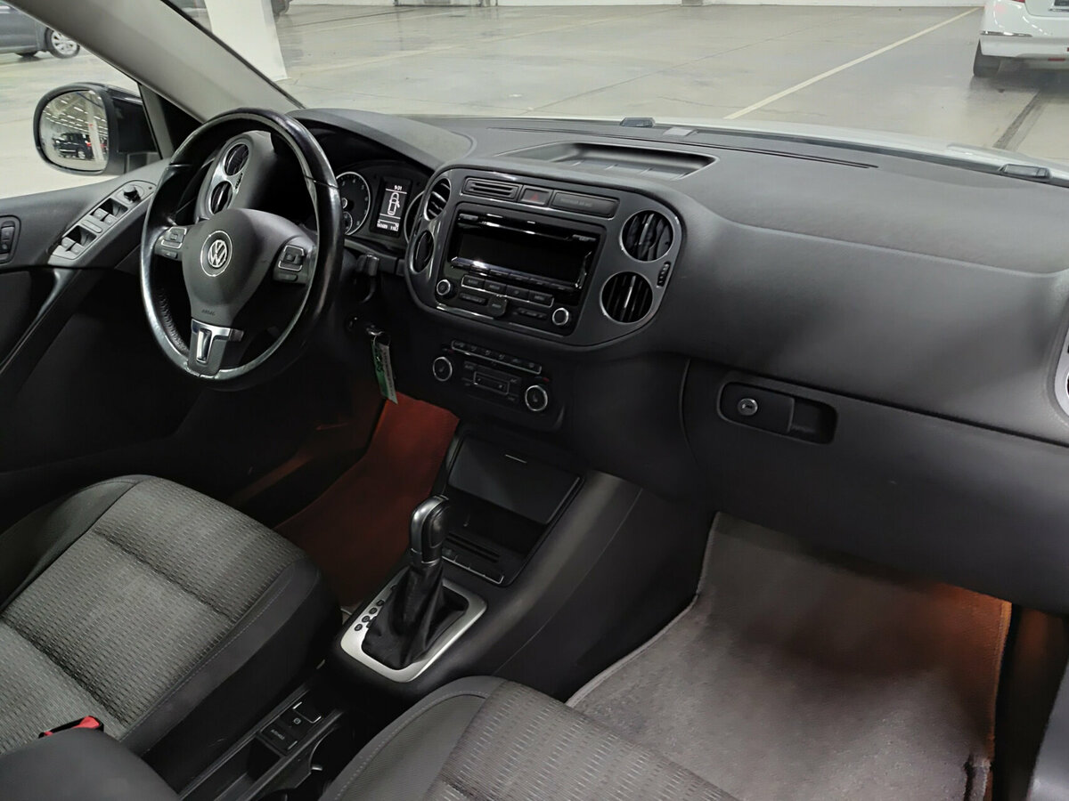 Volkswagen Tiguan I Рестайлинг, 2015 Фото №11