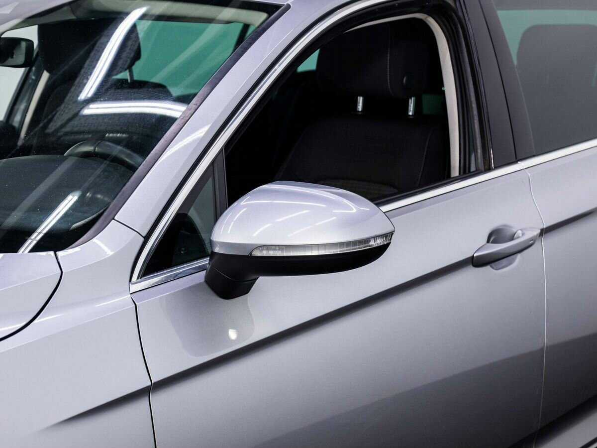 Volkswagen Passat, 2020 Фото №7