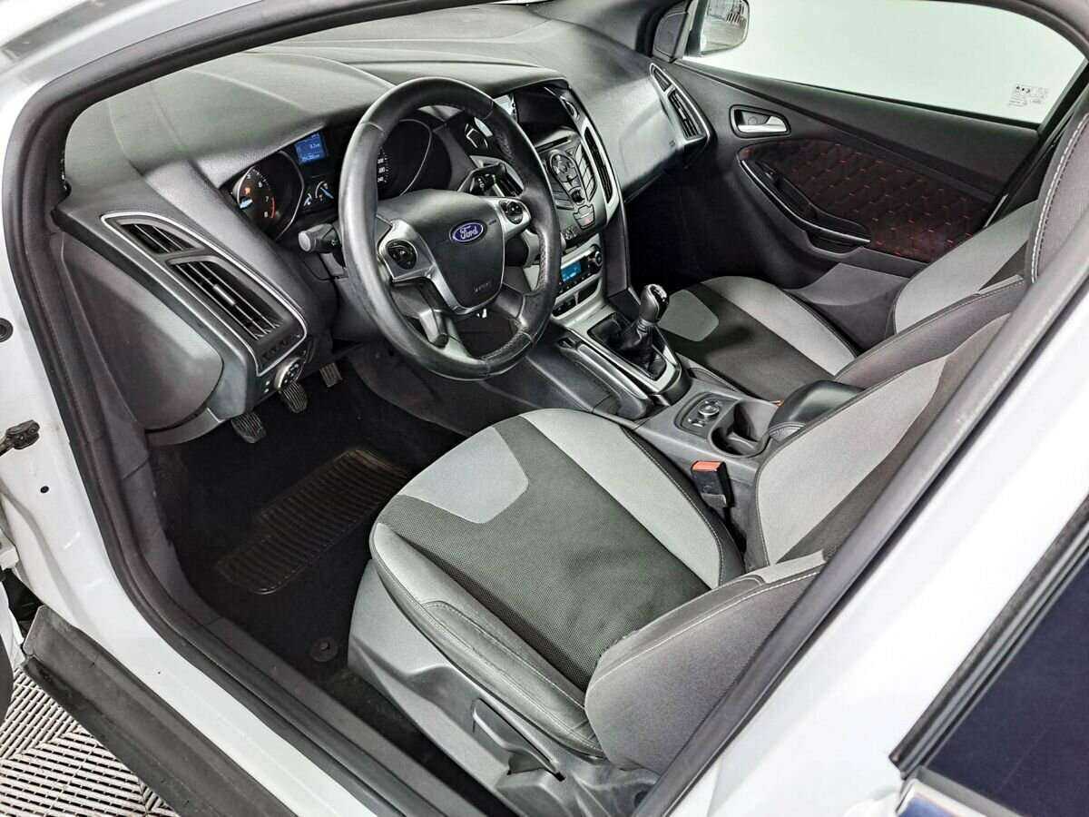 Ford Focus, 2012 Фото №14