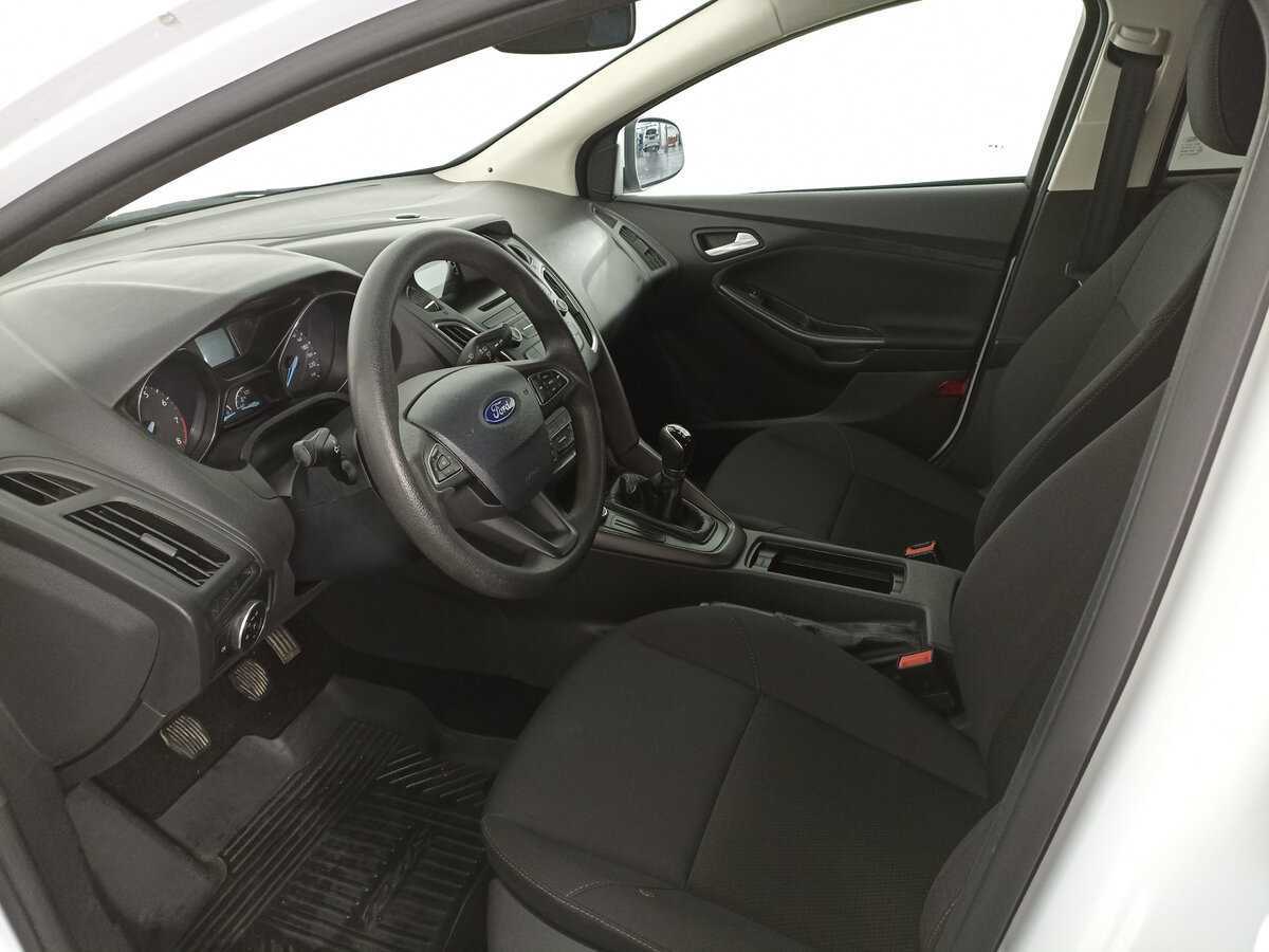 Ford Focus, 2018 Фото №15