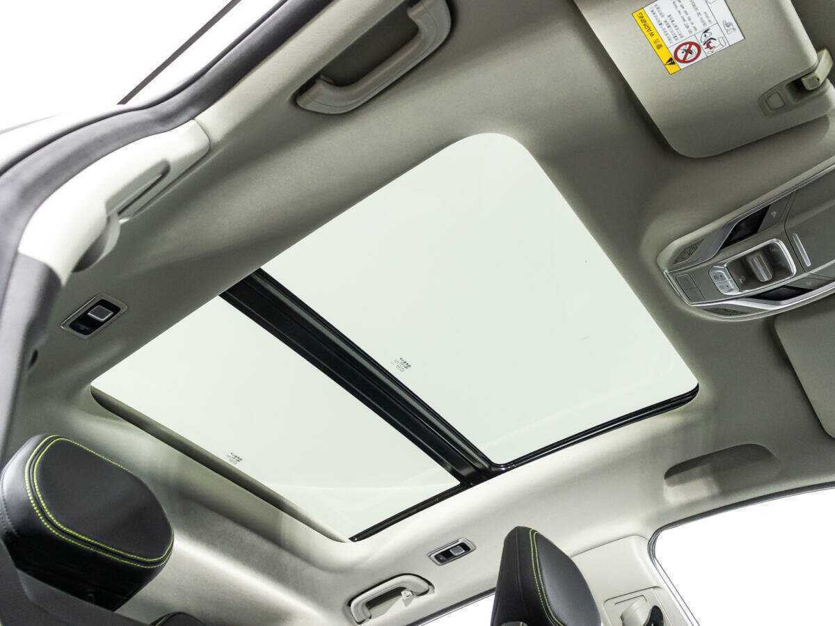 Geely Coolray (Binyue Cool), 2023 Фото №21