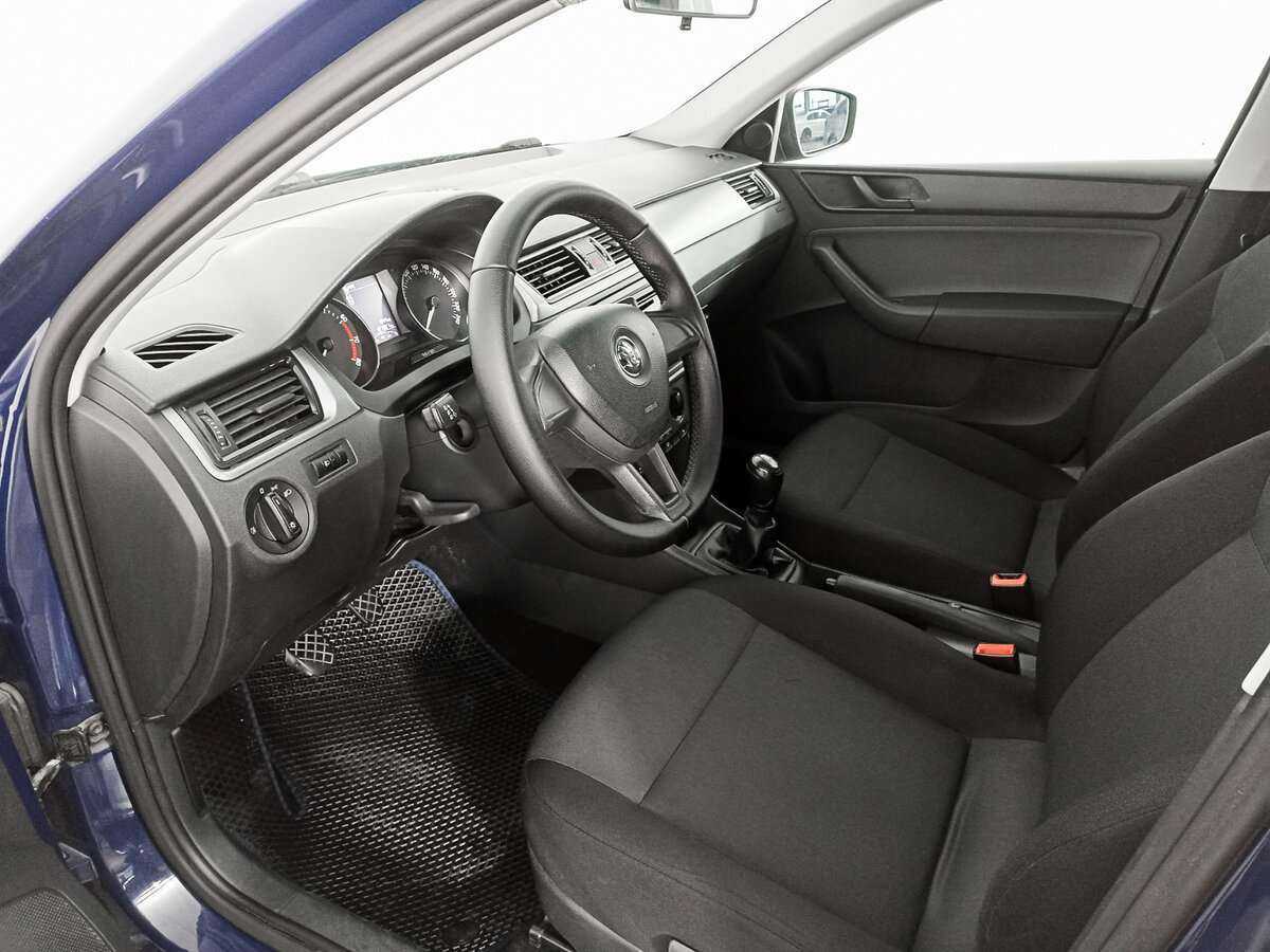 Skoda Rapid, 2016 Фото №13