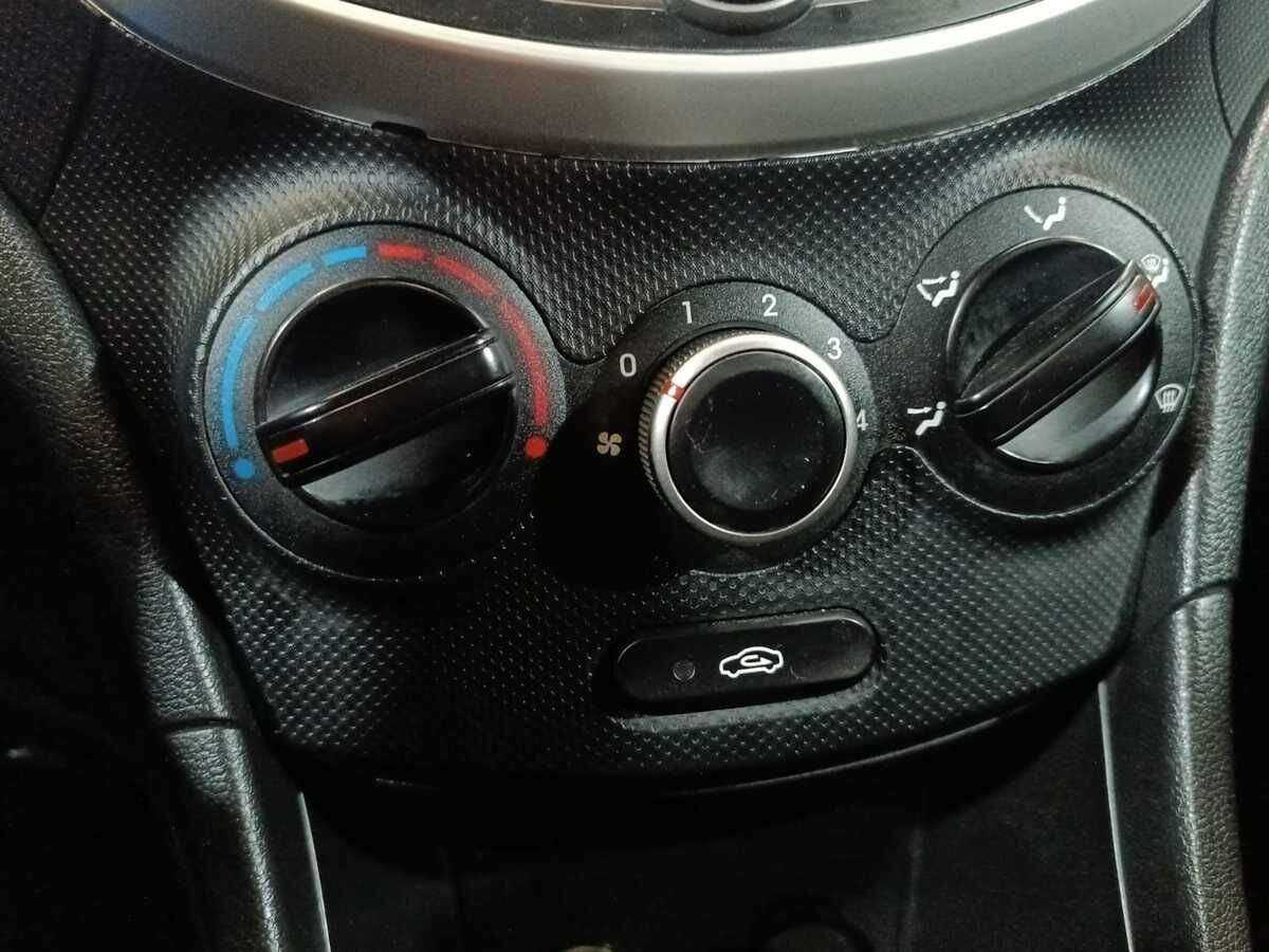 Hyundai Solaris, 2016 Фото №13