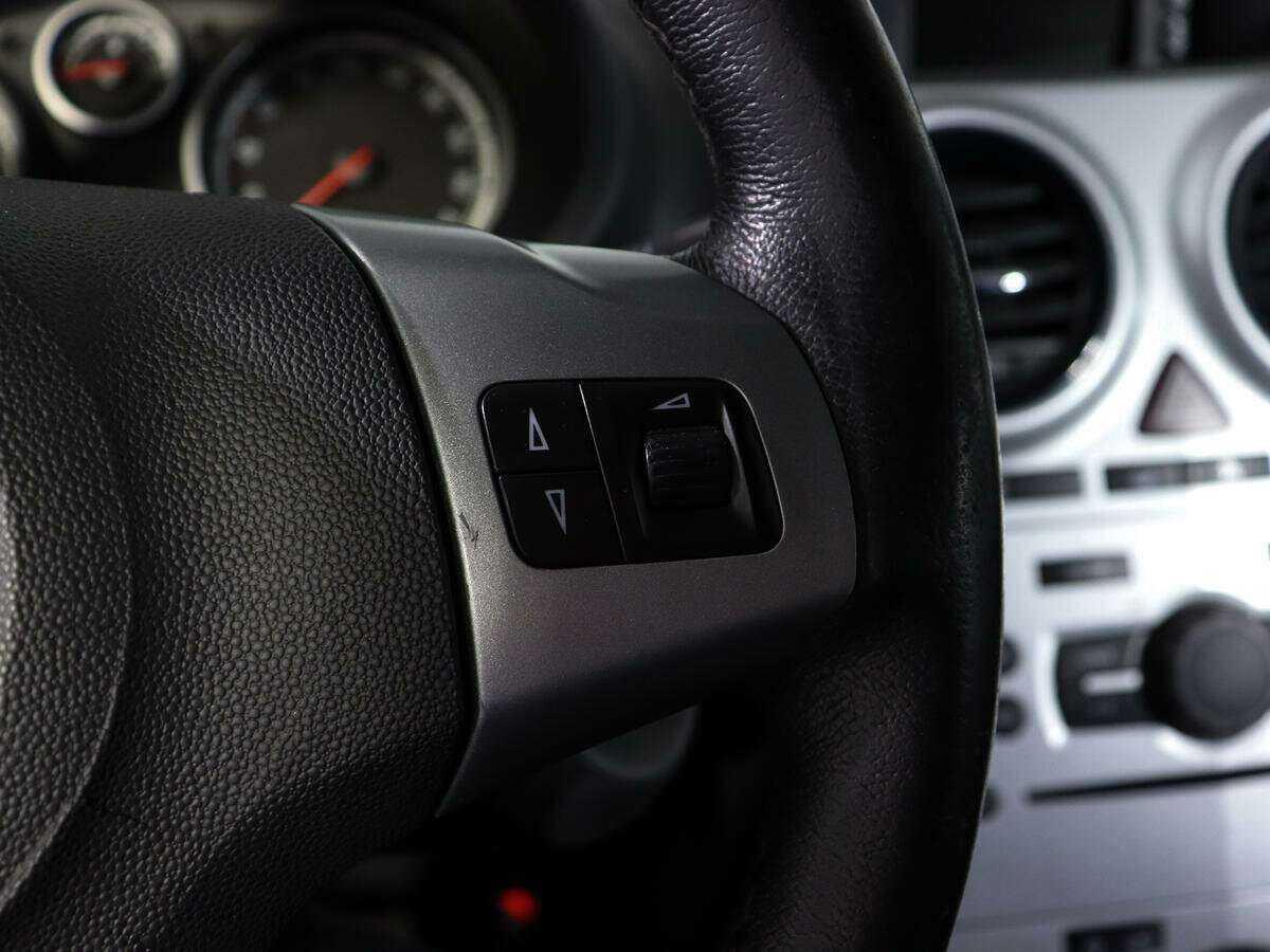 Opel Corsa, 2013 Фото №15