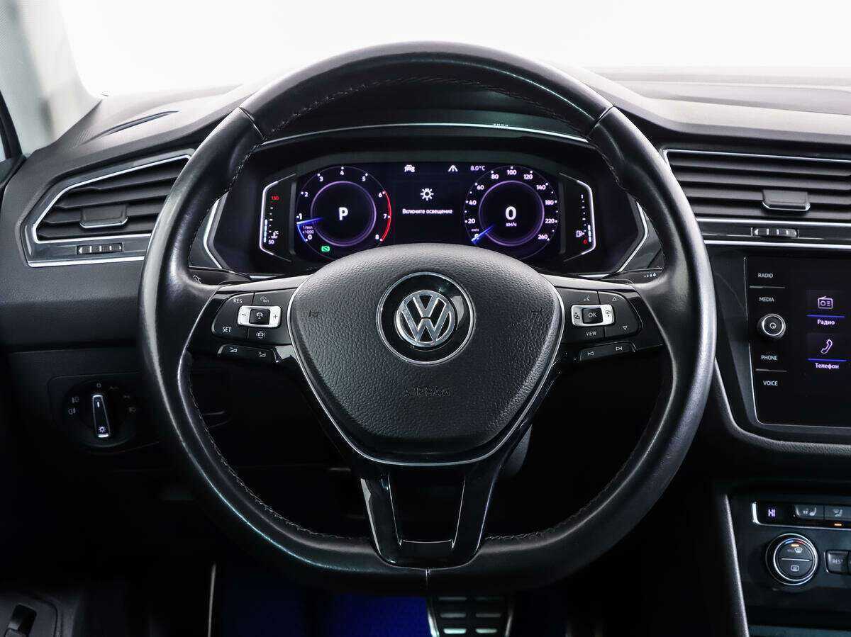 Volkswagen Tiguan, 2020 Фото №10