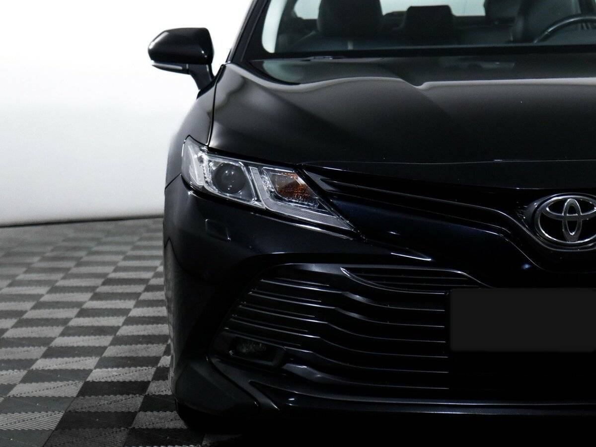 Toyota Camry, 2019 Фото №16