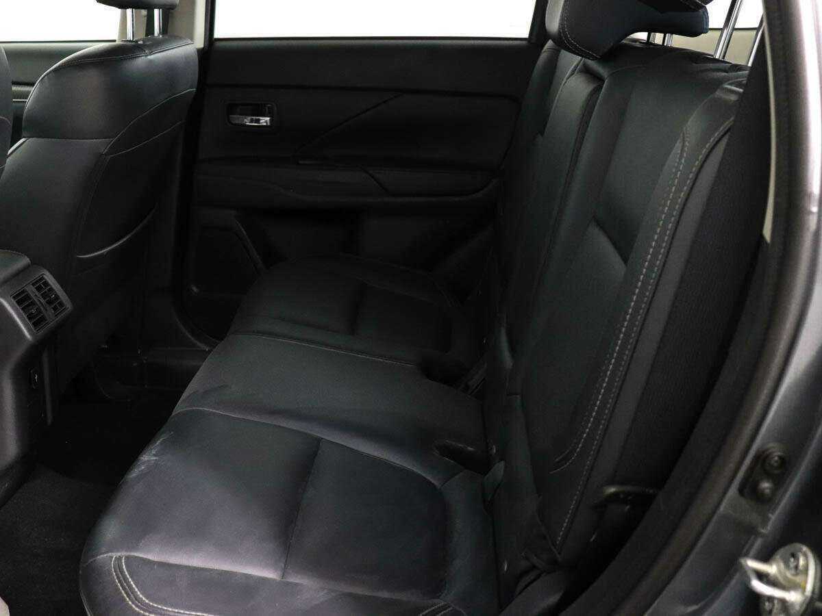 Mitsubishi Outlander, 2019 Фото №9