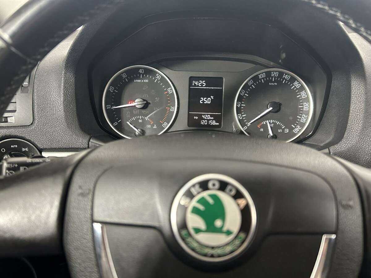 Skoda Octavia, 2012 Фото №11