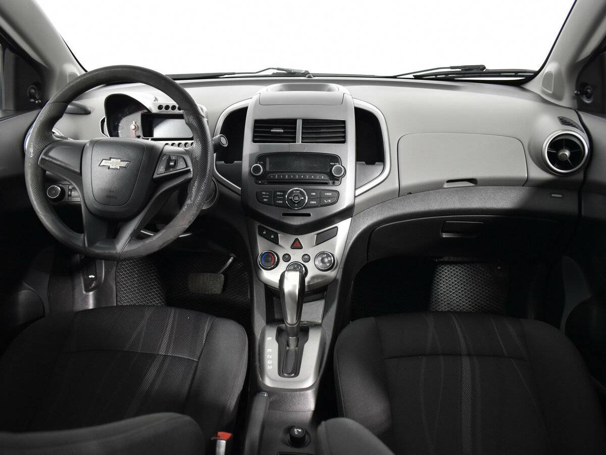 Chevrolet Aveo, 2013 Фото №11