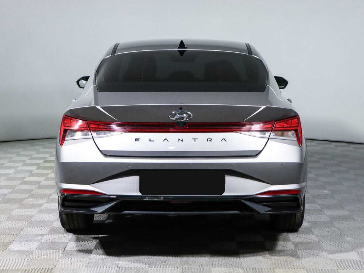 Hyundai Elantra, 2022 Фото №6