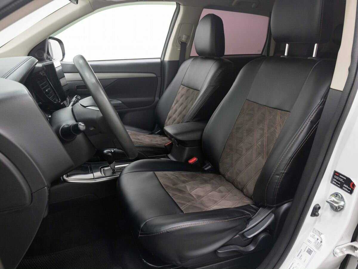 Mitsubishi Outlander, 2018 Фото №10