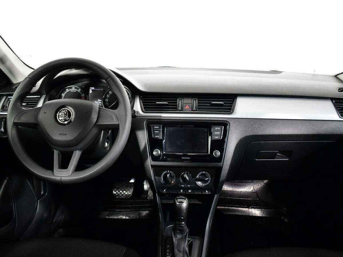 Skoda Rapid, 2018 Фото №12