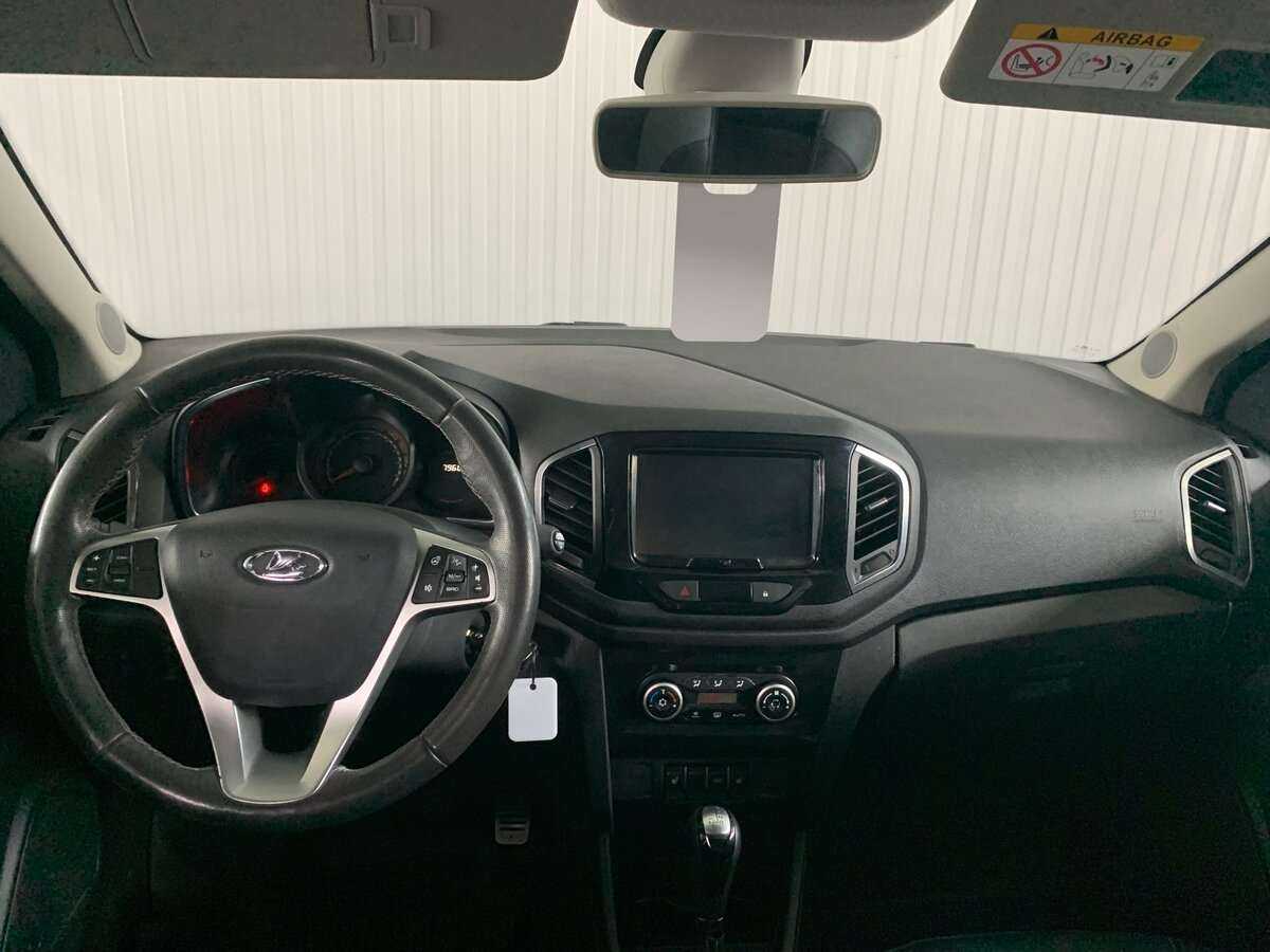 Lada (ВАЗ) XRAY Cross, 2020 Фото №9