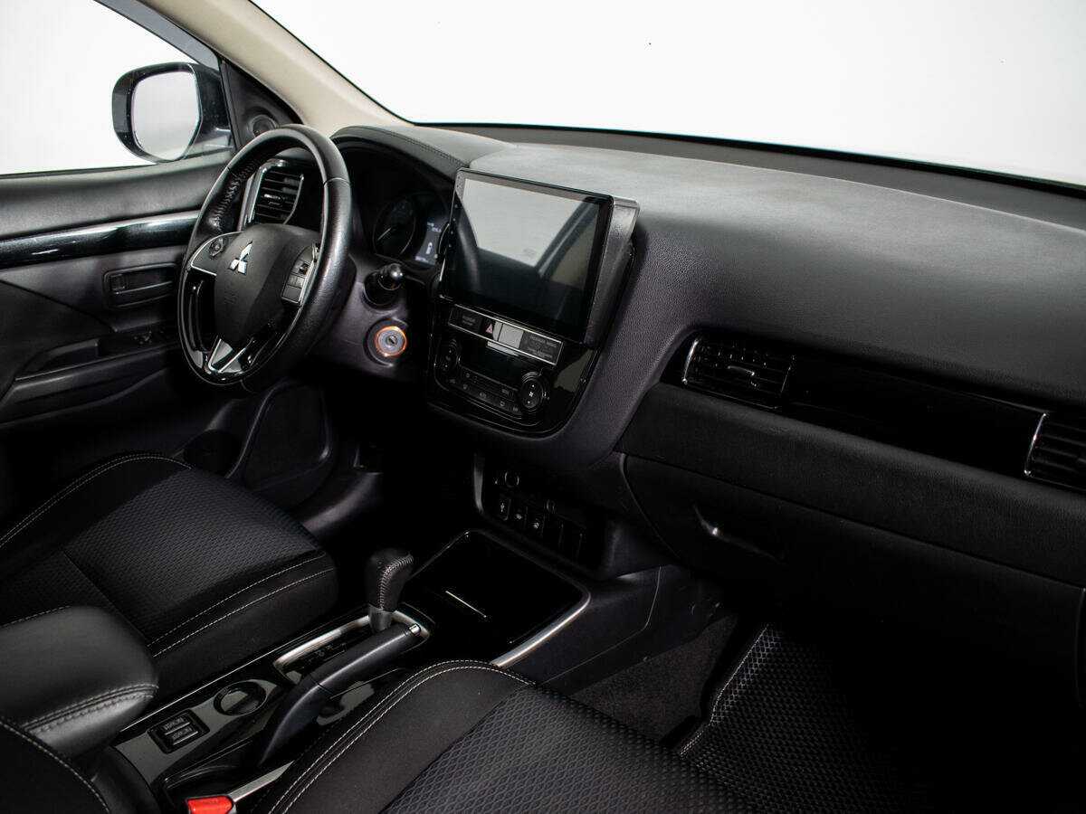 Mitsubishi Outlander, 2019 Фото №7