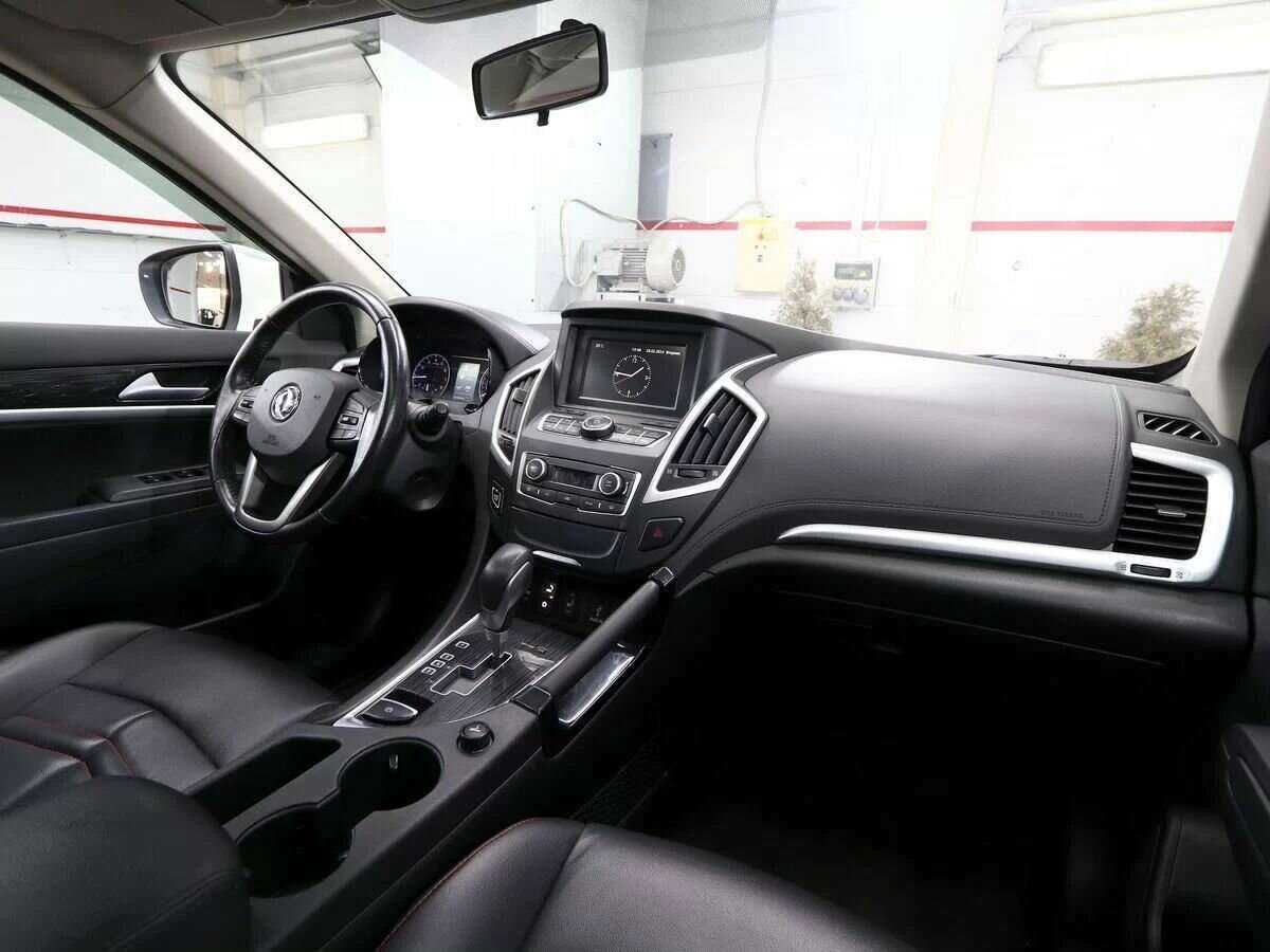 Dongfeng AX7, 2017 Фото №15